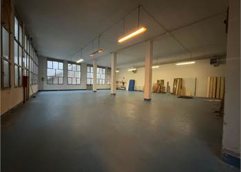 Ampio Magazzino 355 mq trasformabile C3, Monza