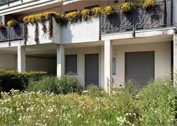 Trilocale con giardino e box doppio in asta a Lissone